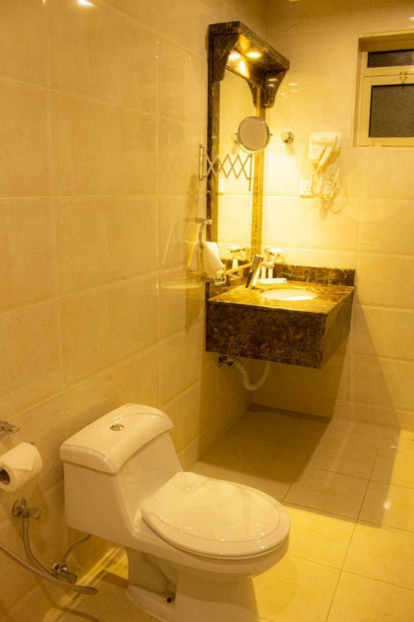 Rona Al Khobar Hotel ภายนอก รูปภาพ